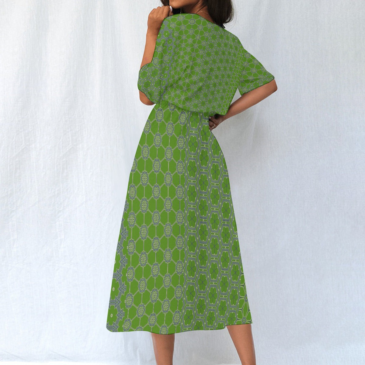 LimonAid - Knee Length Dress