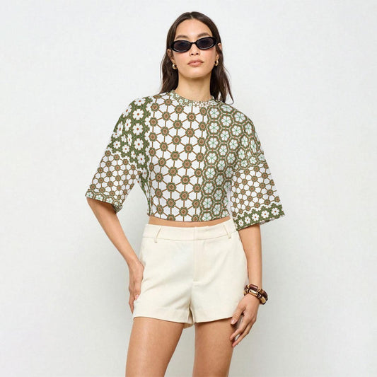 DivineStems - Casual Crop Top