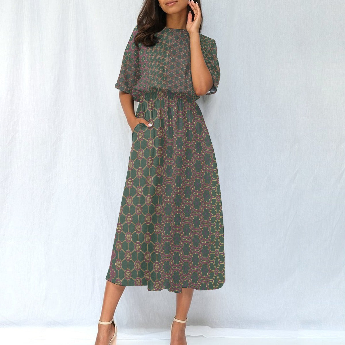 EucalyptusLeaf - Knee Length Dress