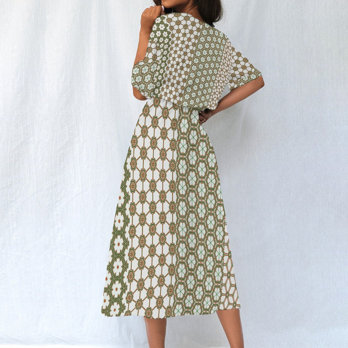 DivineStems - Knee Length Dress